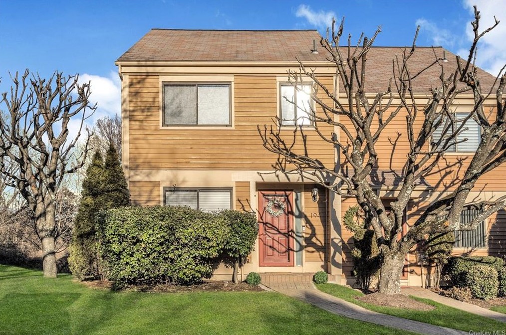 194 Ivy Hill Crescent, Rye Brook, NY 10573