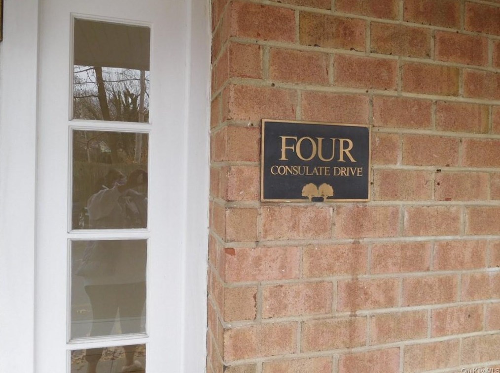 4 Consulate Dr Apt 1-m, Yonkers, NY