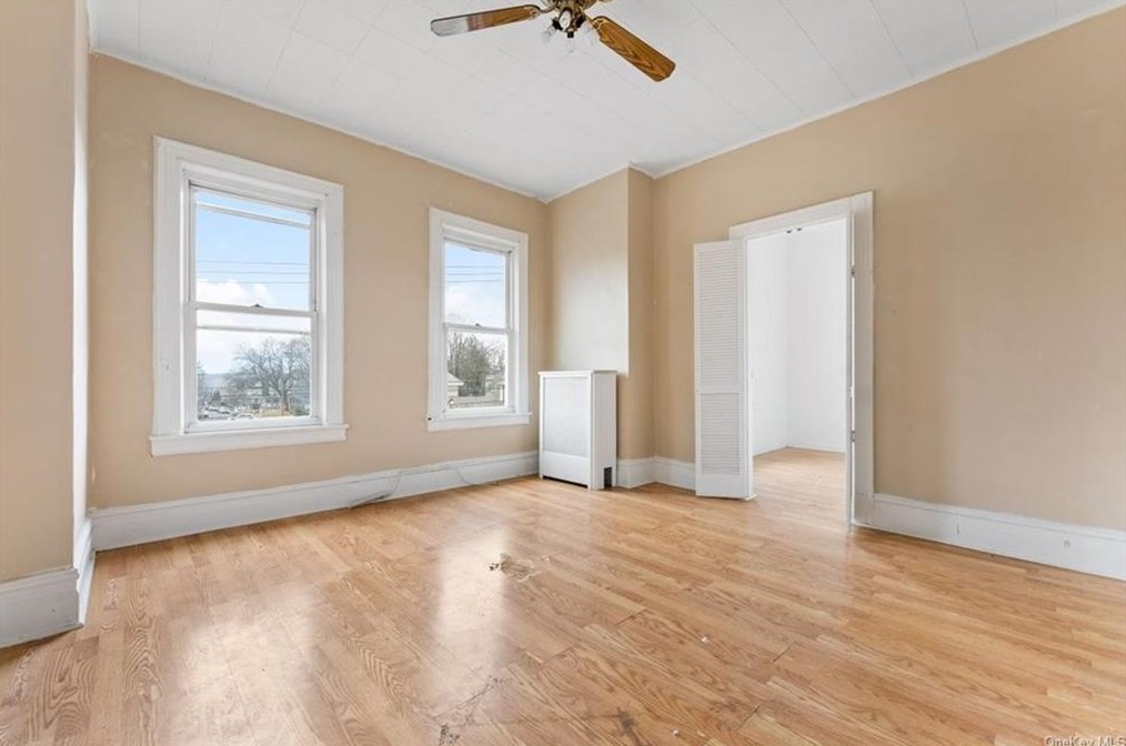 58 Amackassin Ter, Yonkers NY  10703-2214 exterior