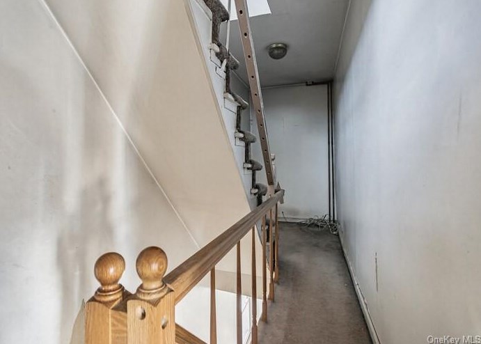 63 Hearst St, Yonkers NY 10703-1006 exterior