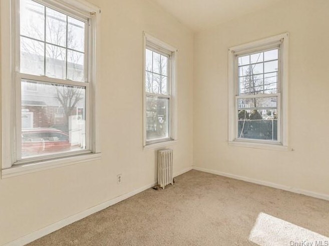 63 Hearst St, Yonkers NY 10703-1006 exterior