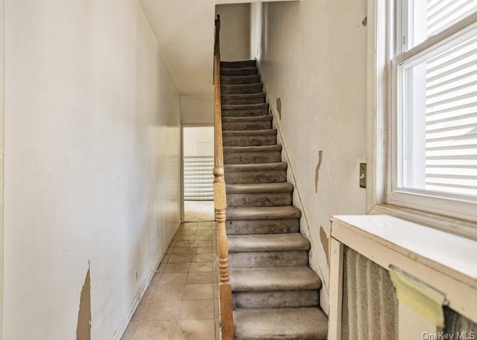 63 Hearst St, Yonkers NY 10703-1006 exterior