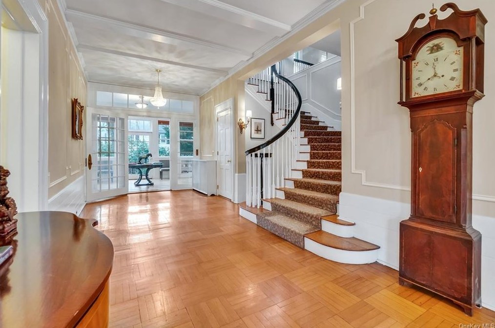 98 Iden Ave, New Rochelle, NY 10803