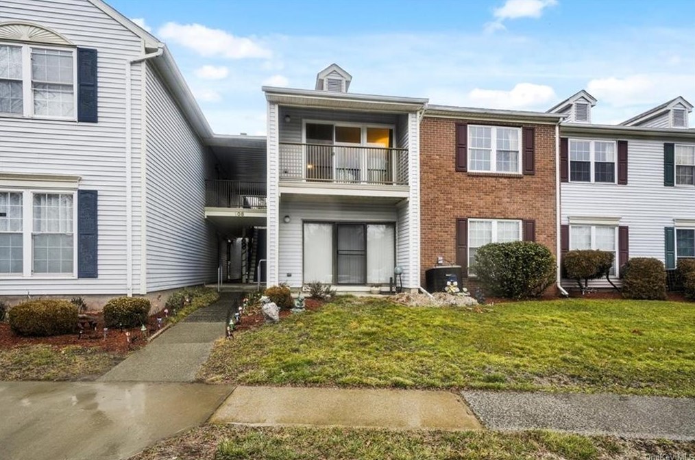 108 Cartwheel Ct #26, Washingtonville, NY 10992