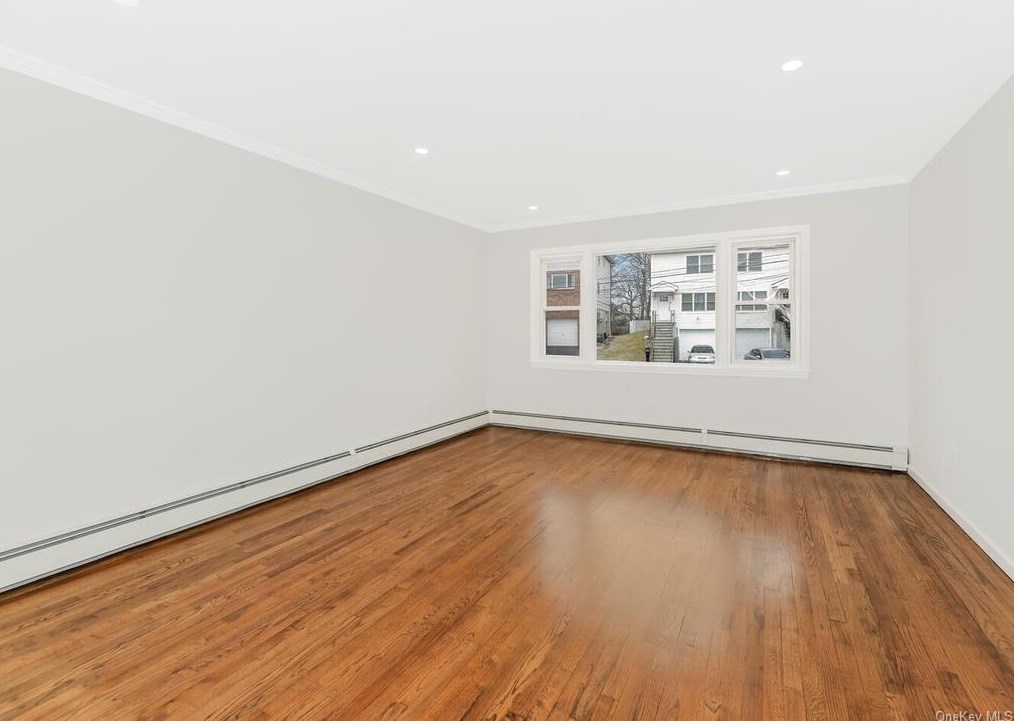 46 Gibson Pl #1, Yonkers, NY 10705