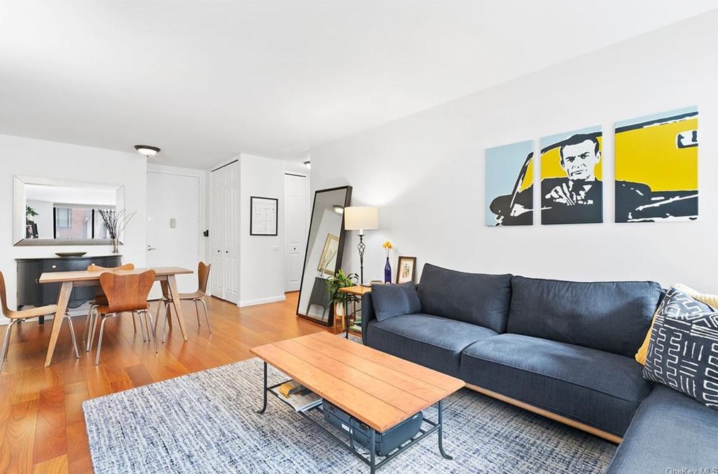330 E 75th St Apt 3f, New York, NY