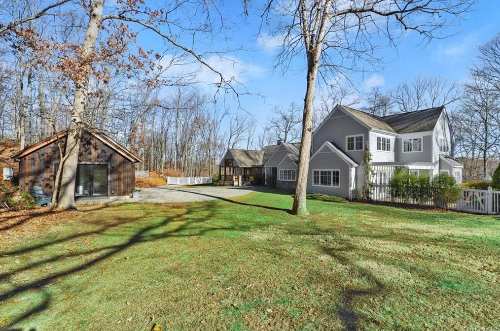 45 Donbrook Rd, Scotts Corners, NY 10576