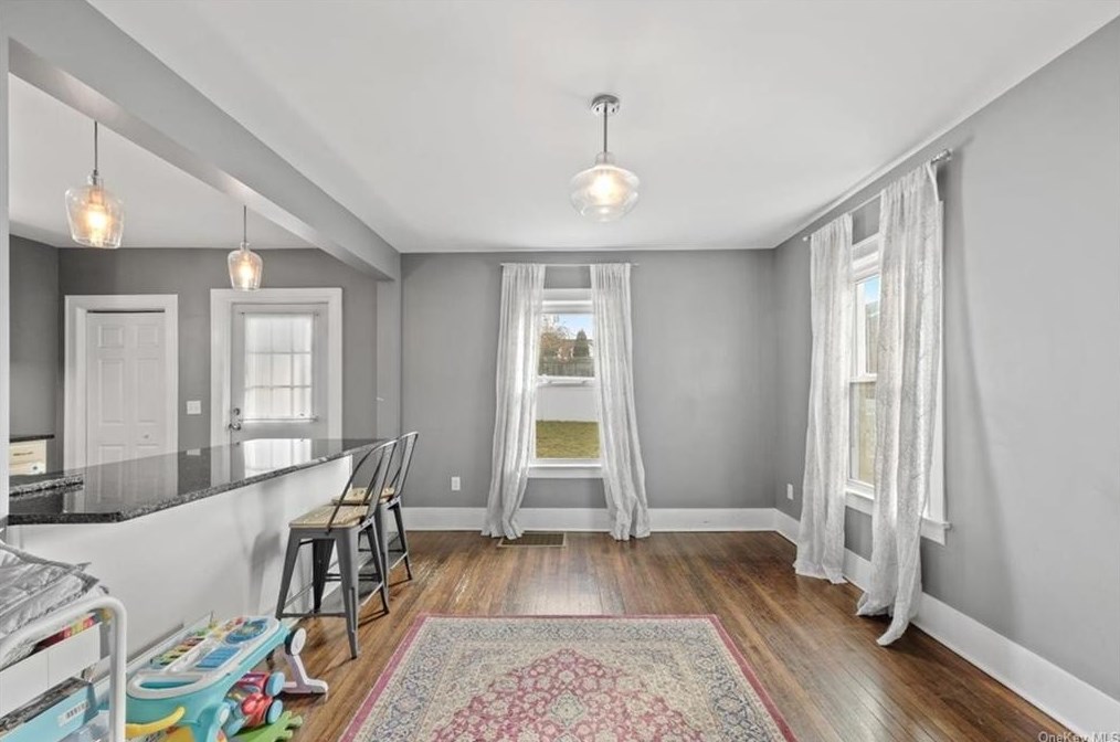 104 Prospect St, Newburgh NY  12550-4313 exterior