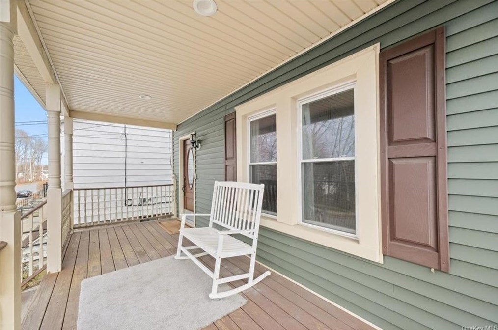 104 Prospect St, Newburgh NY  12550-4313 exterior