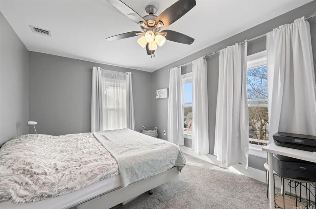 104 Prospect St, Newburgh NY  12550-4313 exterior