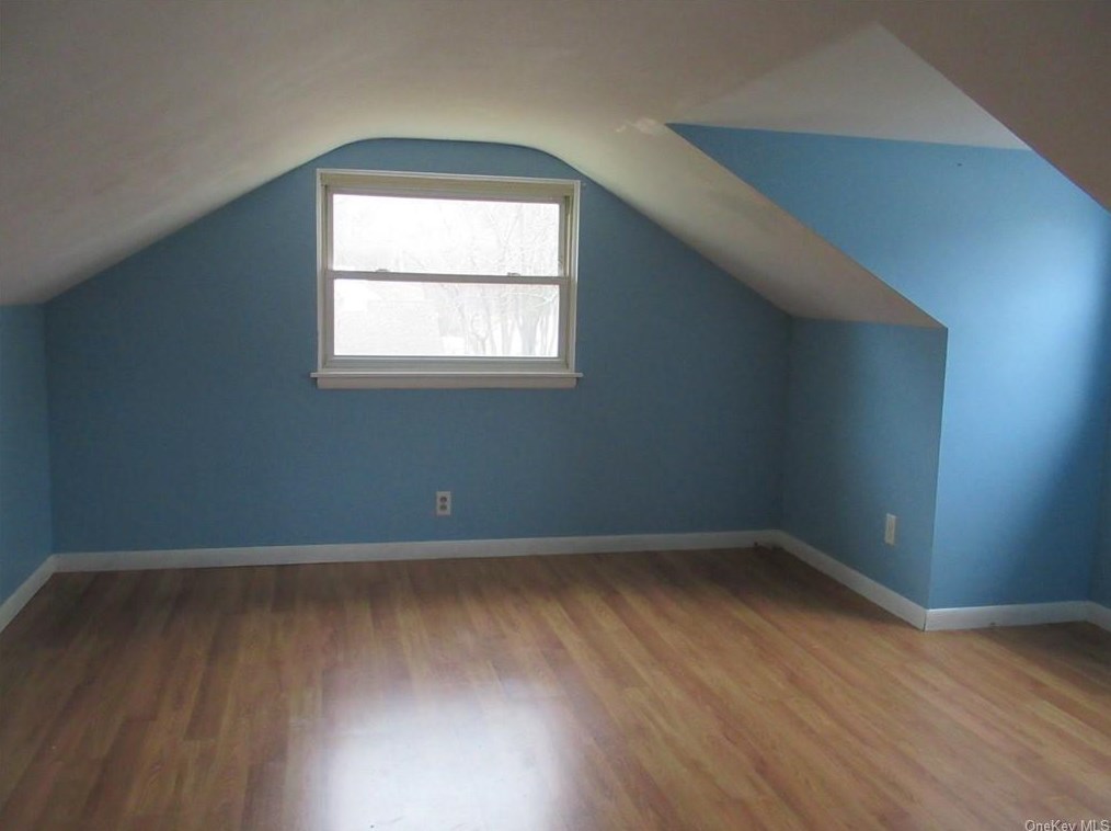 23 Thomas Ave, Poughkeepsie NY  12603-1518 exterior