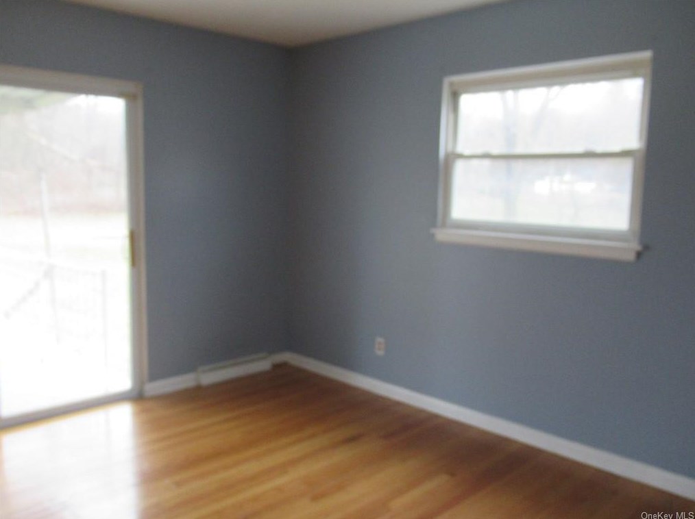 23 Thomas Ave, Poughkeepsie NY  12603-1518 exterior