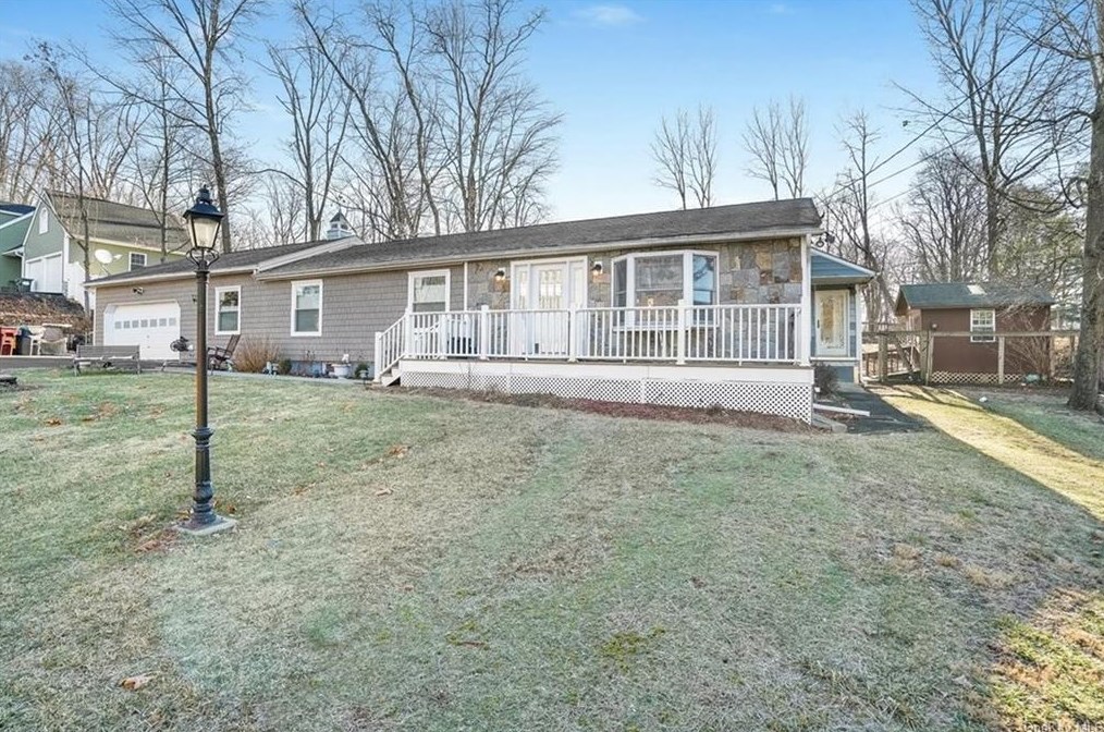 14 S Lynn St, Warwick, NY 10990