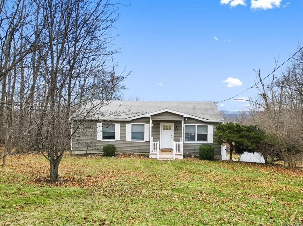 368 Carter Ave, Newburgh, NY 12550
