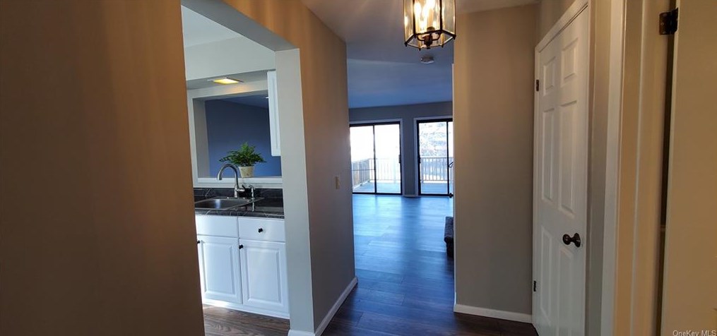7406 Chelsea Cove N, East Fishkill, NY 12533