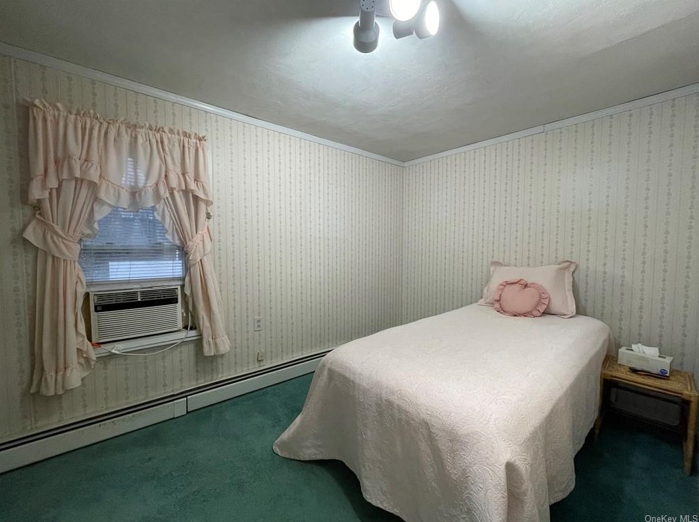 106 Dupont Ave, Newburgh NY  12550-4018 exterior