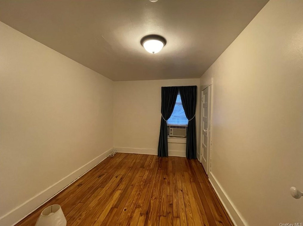 106 Dupont Ave, Newburgh NY  12550-4018 exterior