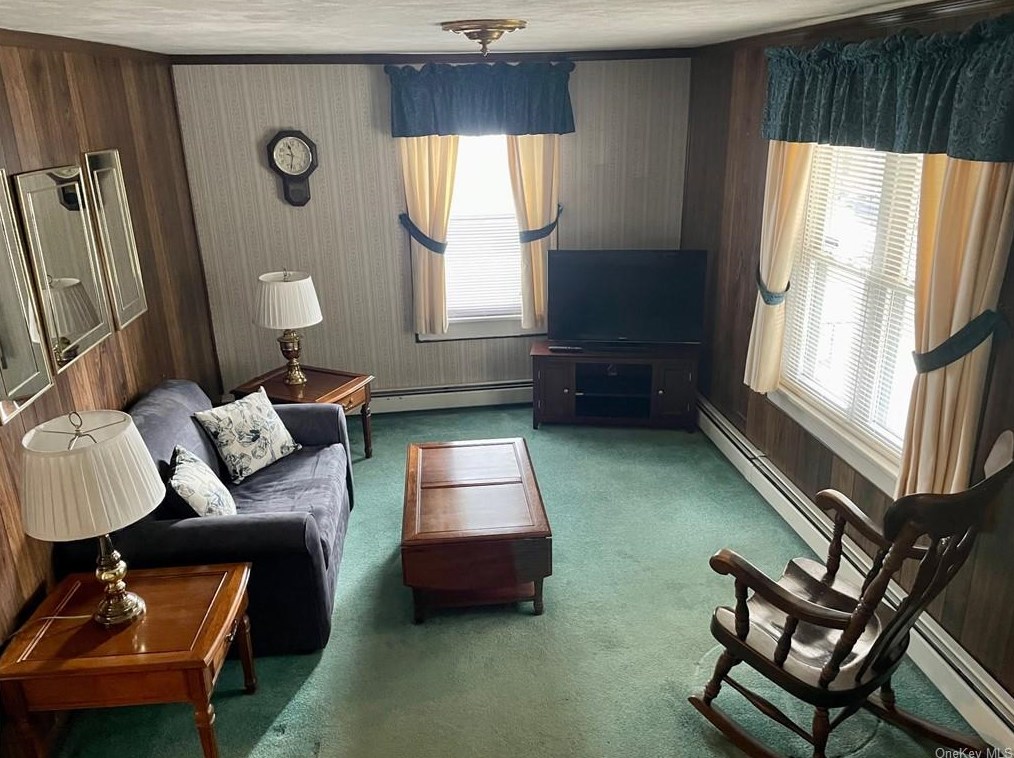 106 Dupont Ave, Newburgh NY  12550-4018 exterior