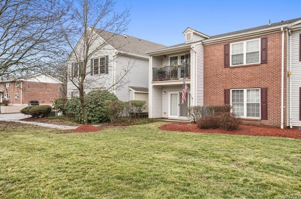 109 Cartwheel Ct #21, Washingtonville, NY 10992