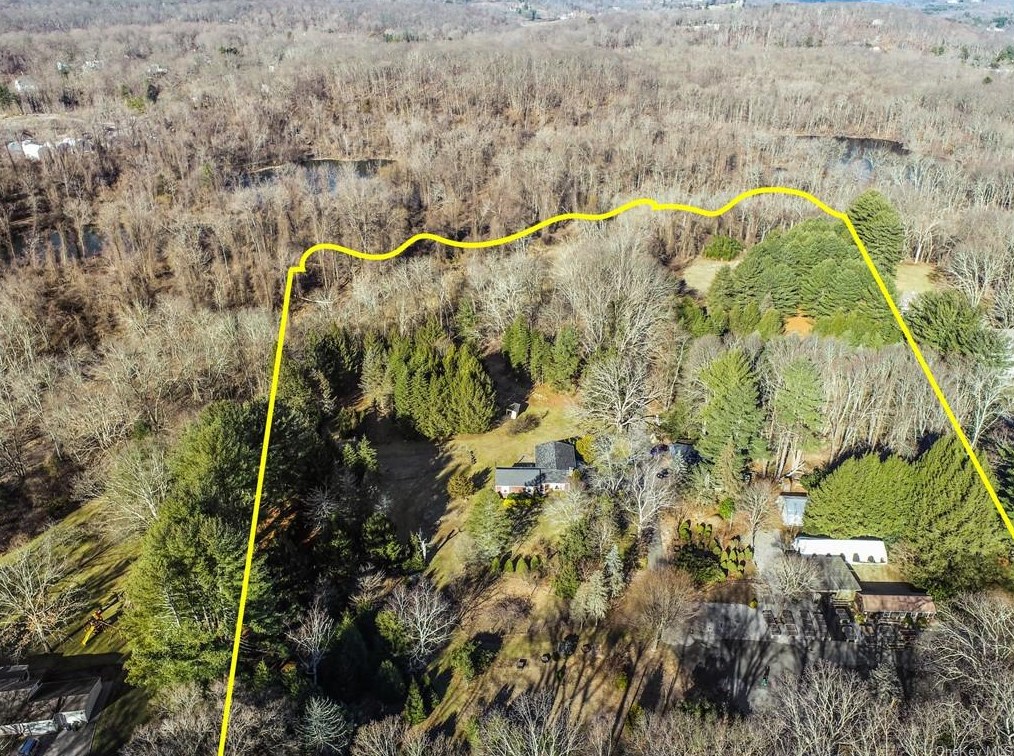 235 Greenwich Rd, Bedford, NY 10506