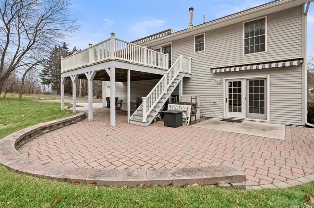 957 State Route 32, Wallkill NY  12589-4757 exterior