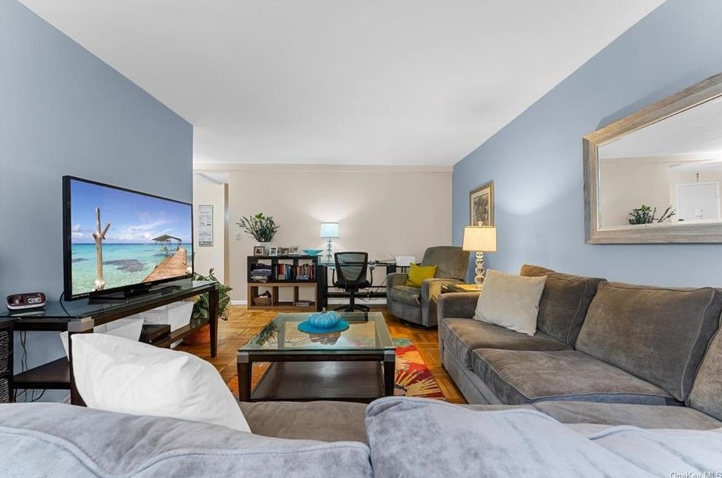 2835 Webb Ave #3h, Bronx, NY 10468