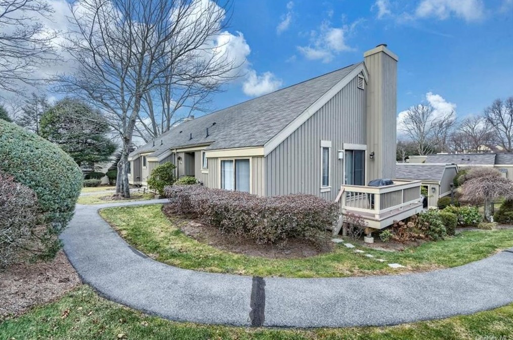 119 Heritage Hills #b, Somers Town, NY 10589