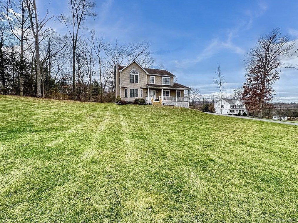 15 Libby Court, East Fishkill, NY 12533