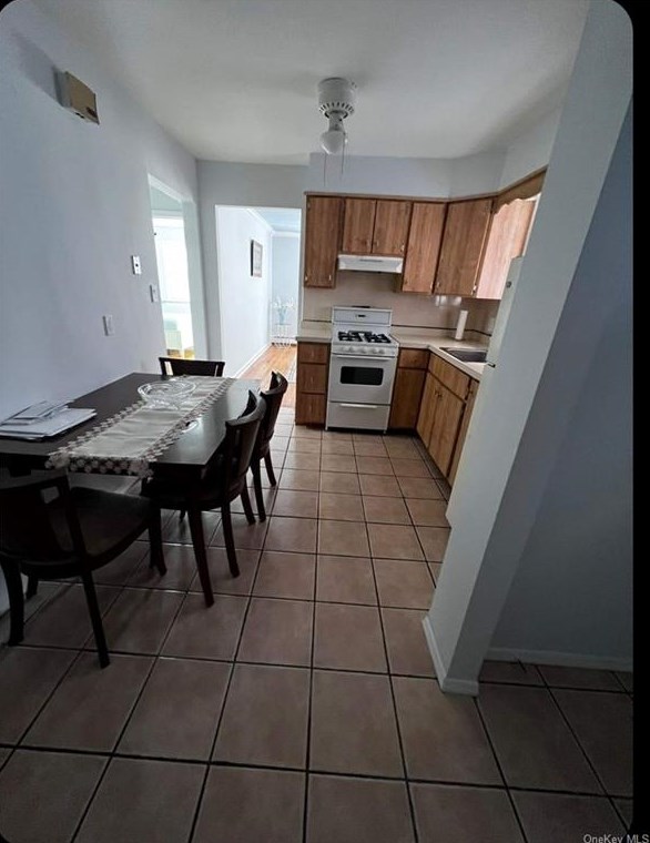 275 Throggs Neck Blvd, Bronx, NY 10465