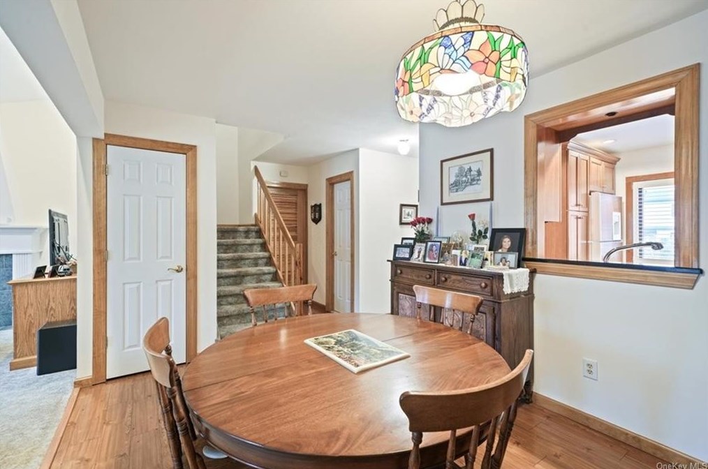 24 Butler Dr, Goshen NY  10924-2416 exterior