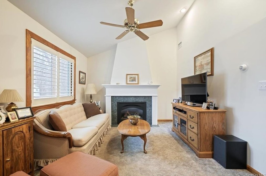 24 Butler Dr, Goshen NY  10924-2416 exterior