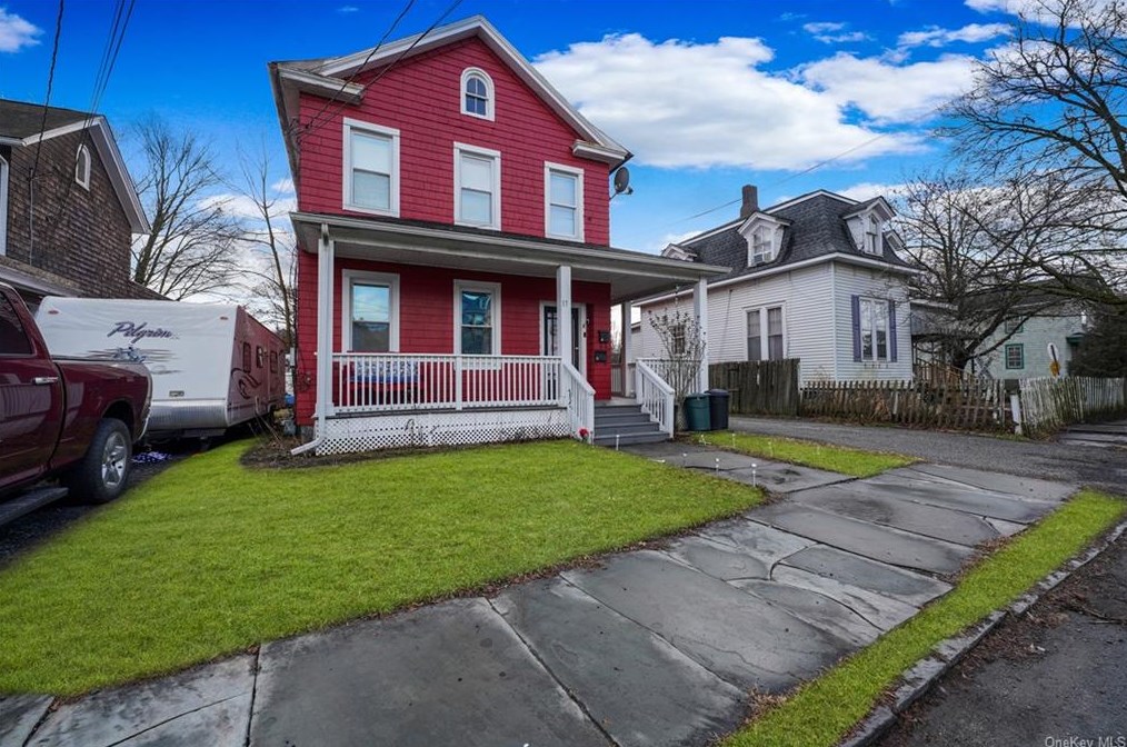 17 Prospect St, Port Jervis, NY 12771-1712