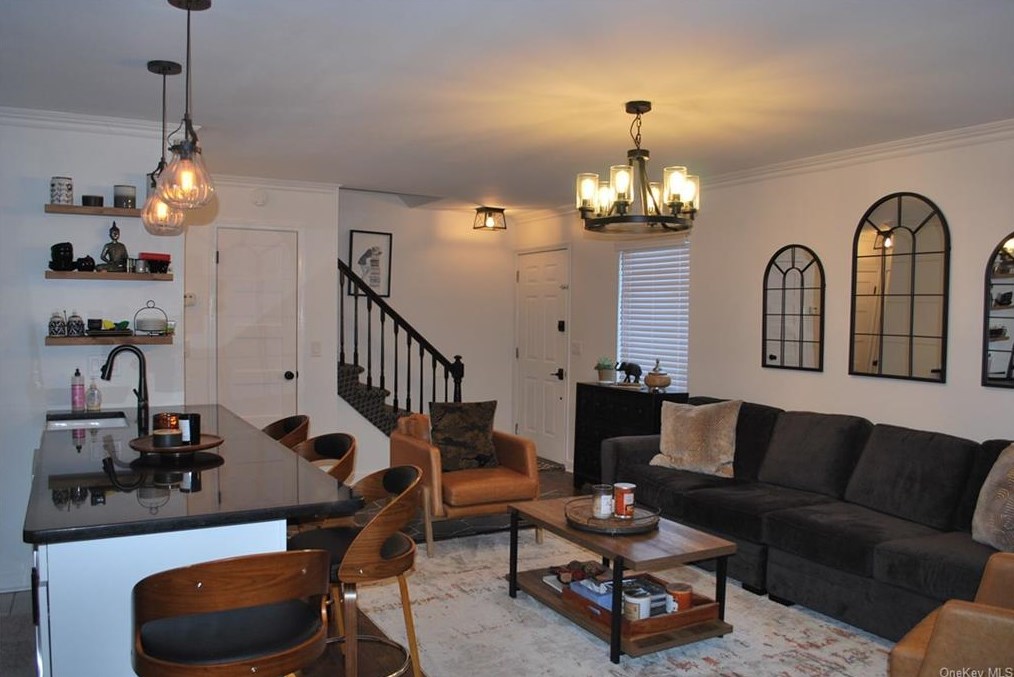 72 The Rise, Warwick, NY 10990