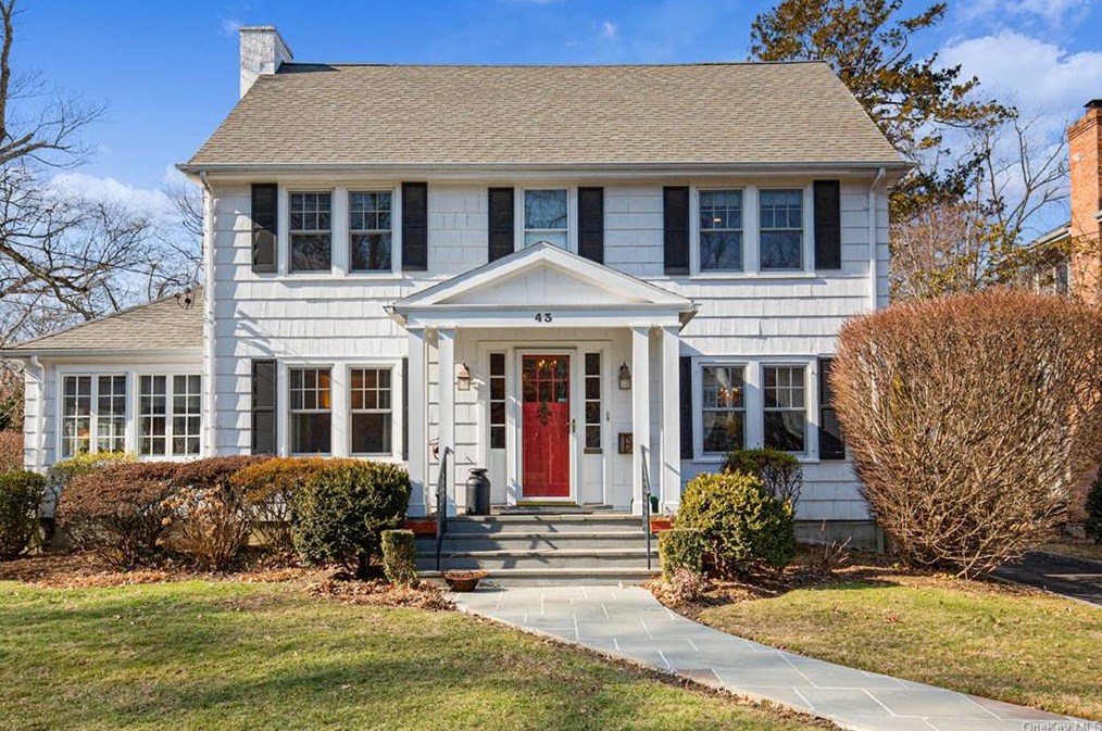 43 Montrose Rd, Scarsdale, NY 10583