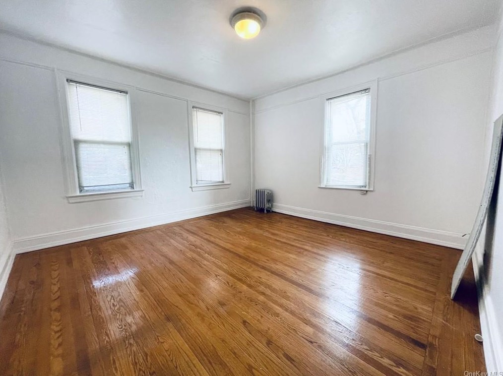 3164 Ampere Ave, Bronx, NY 10465