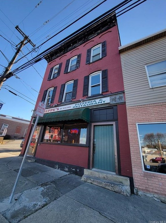 1 Main St, Walden, NY 12586