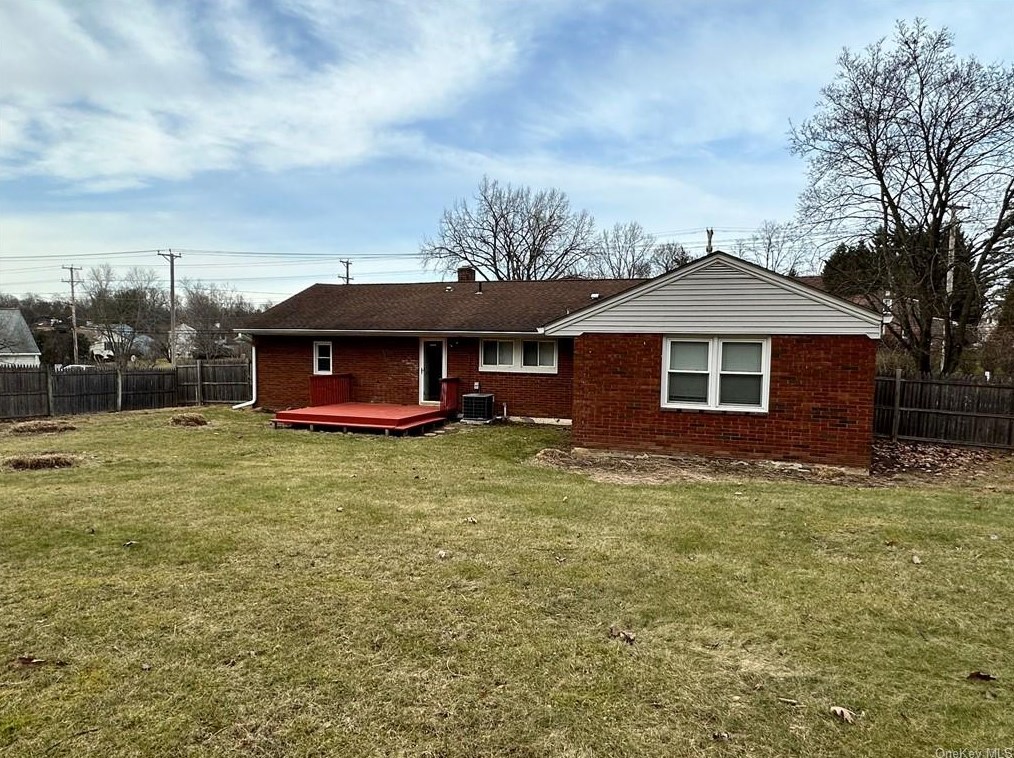 92 Spackenkill Rd, Poughkeepsie, NY 12603