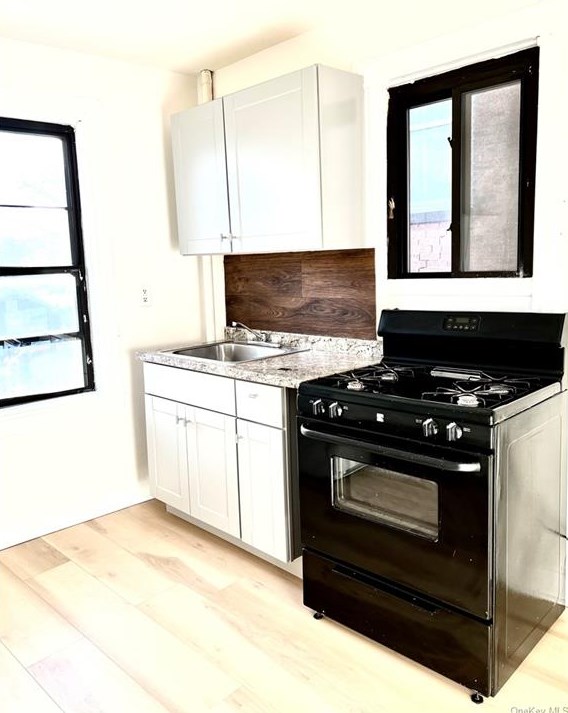 5 Academy Ave #2, Middletown, NY 10940