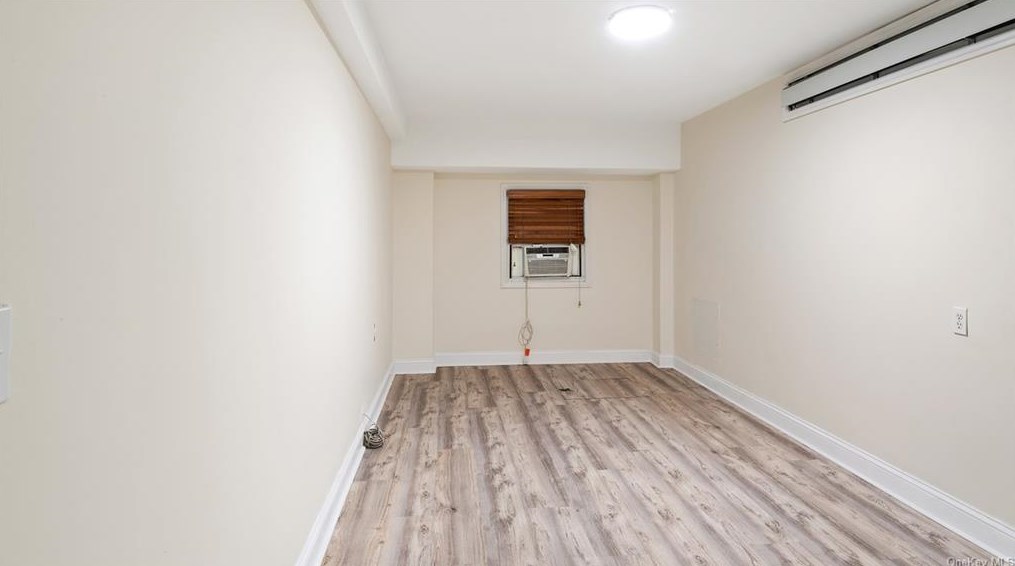 1625 Tenbroeck Ave, Bronx, NY 10461