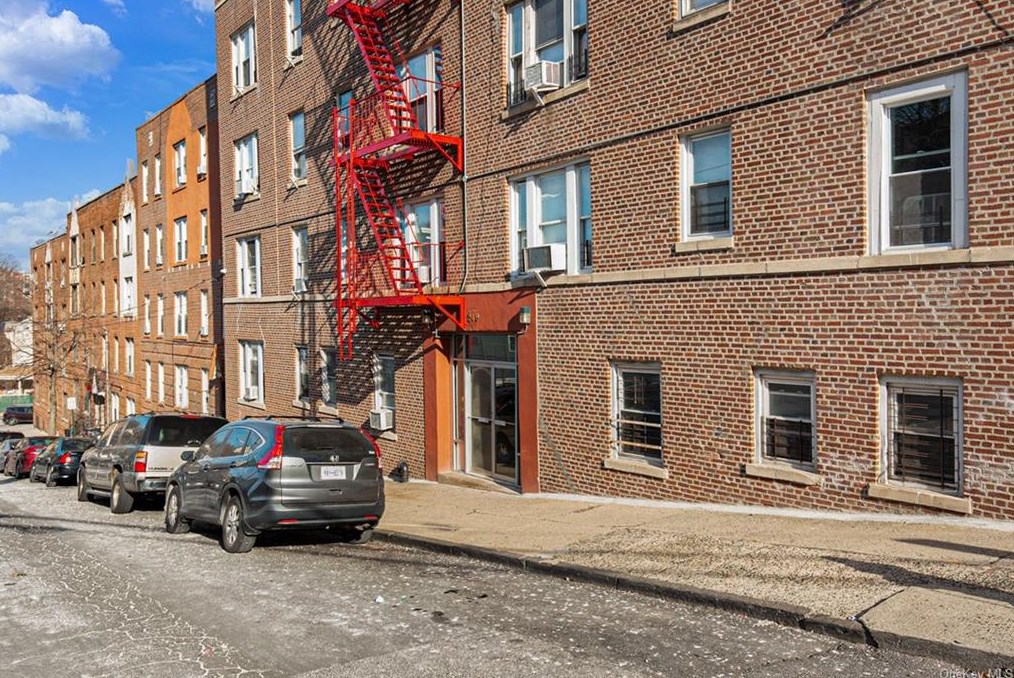 249 Mclean Ave #5b, Yonkers, NY 10705