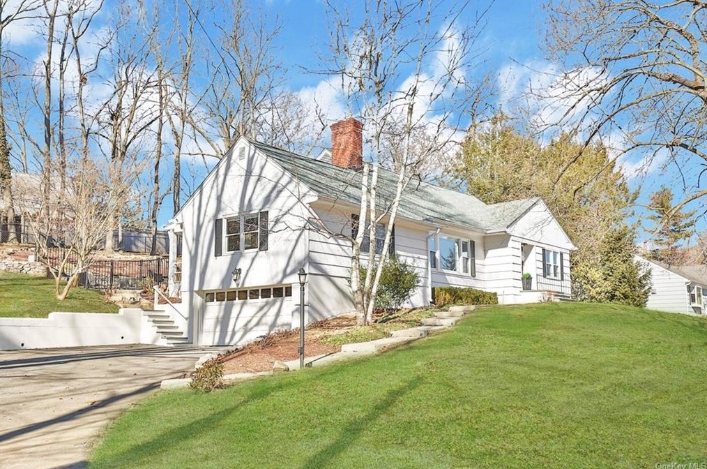 268 Macy Rd, Briarcliff, NY 10510