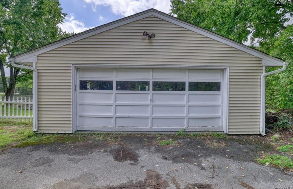 1547 Route 208, Washingtonville, NY 10992