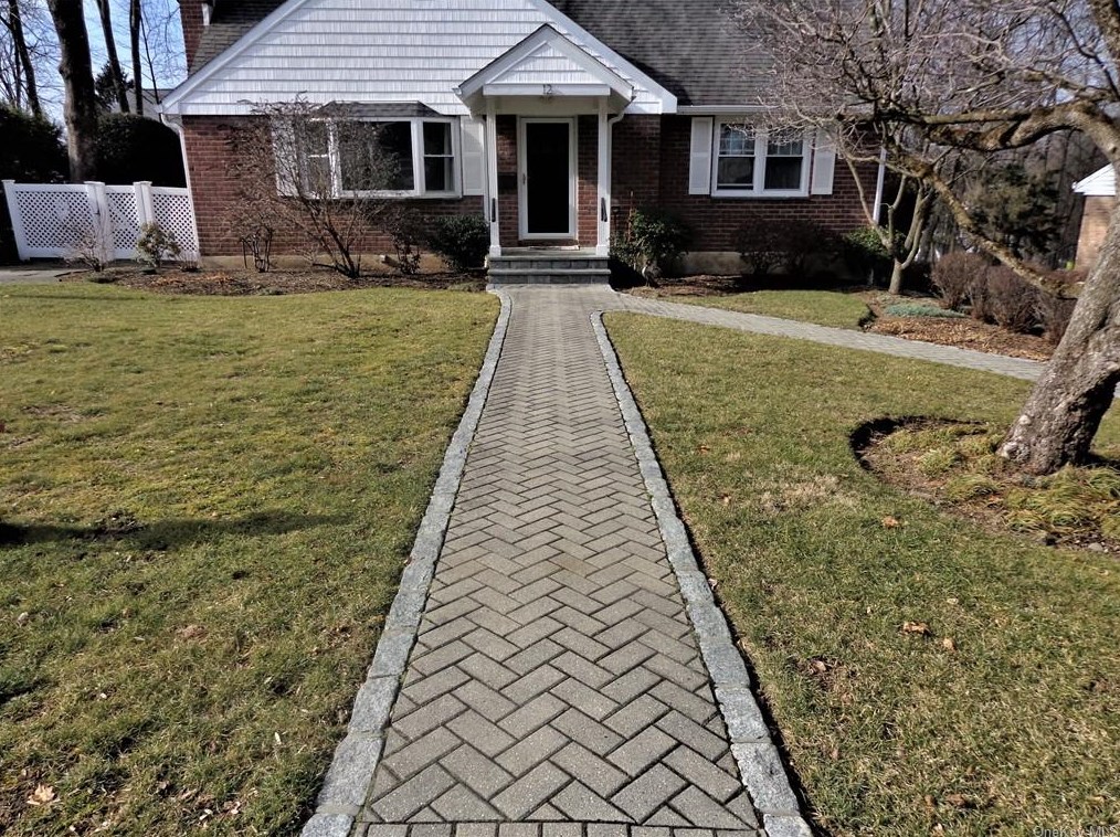 12 Whittier Ave, Cortlandt Manor, NY 10567-4209