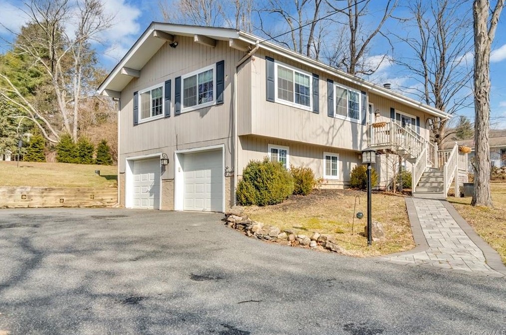 3 Cove Rd, Lewisboro, NY 10590