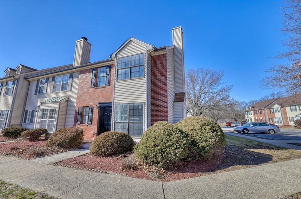 15 Matthews Ln #7h, Washingtonville, NY 10992