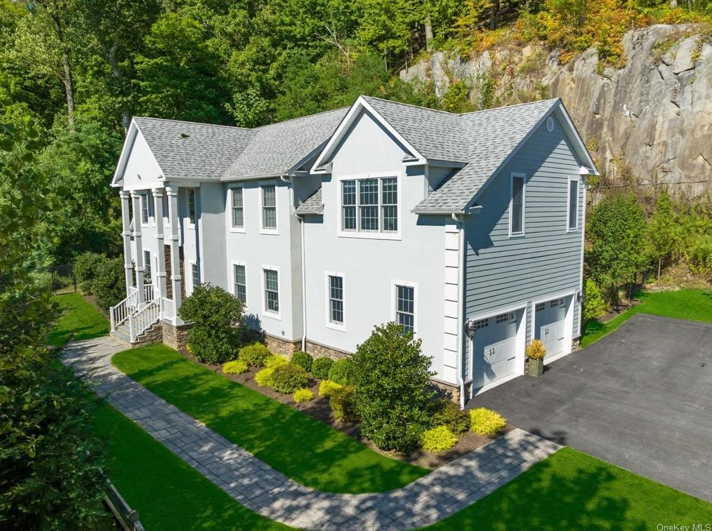 260 Mill River Rd, Chappaqua, NY 10514