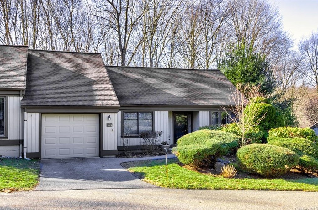 607 Heritage Hills #c, Somers Town, NY 10589