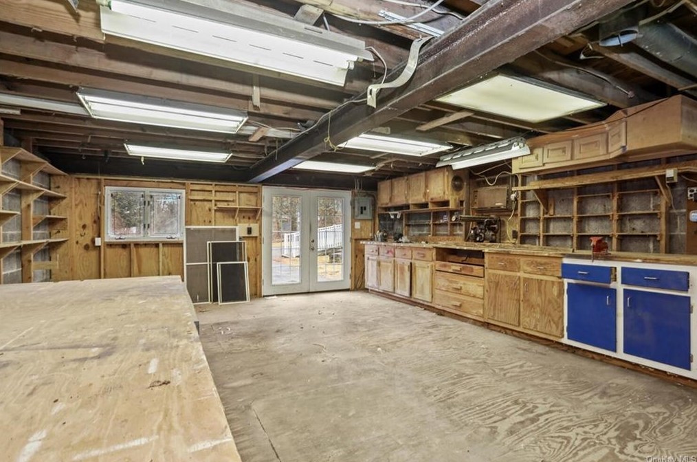 163 Crane Rd, Kent Lakes NY  10512-4064 exterior