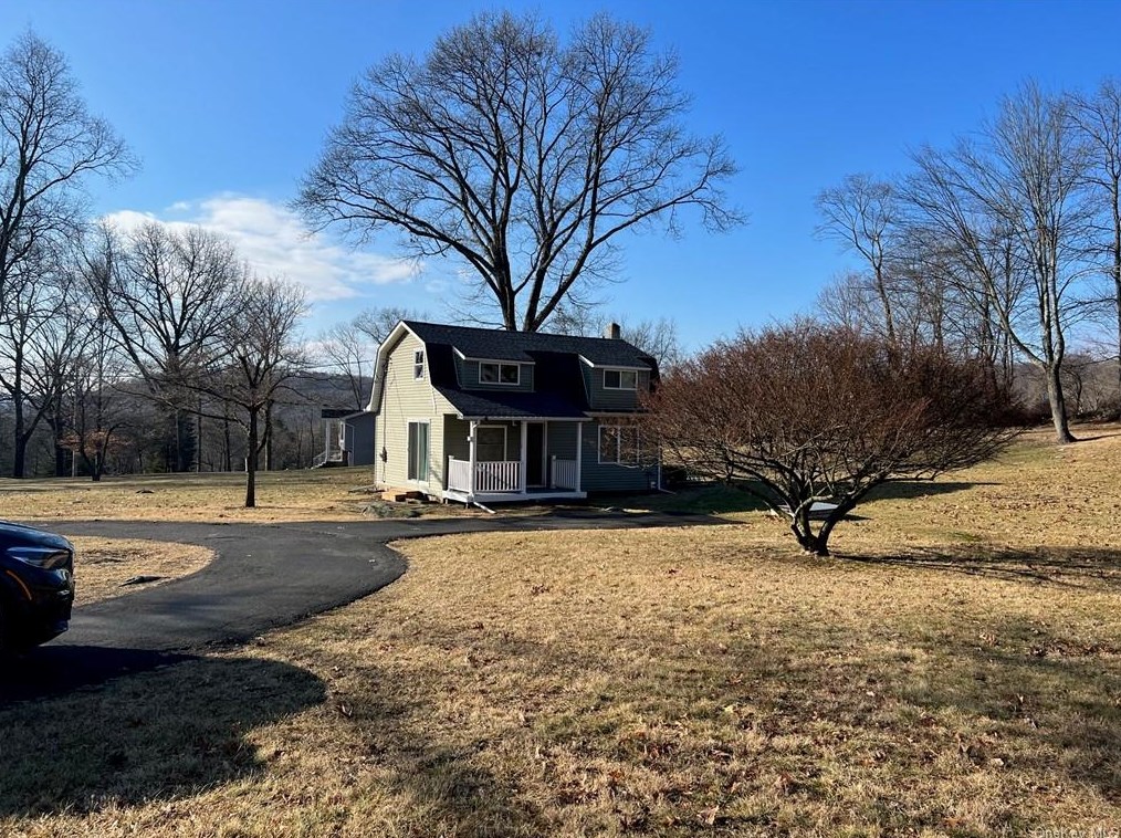 11 Ryder Ct, Stony Point, NY 10980