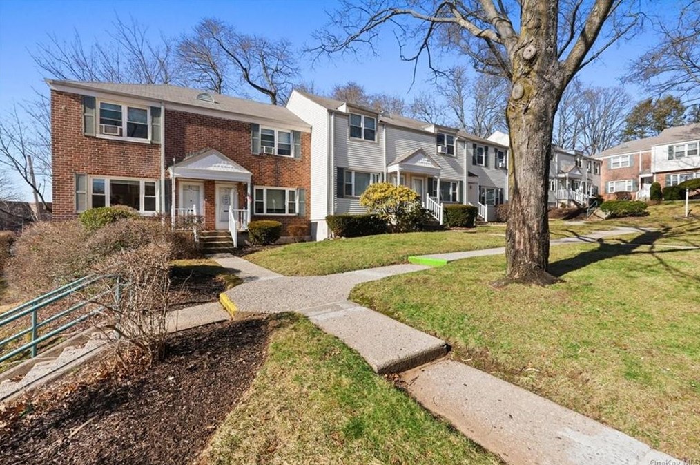 737 Tuckahoe Rd #1, Yonkers, NY 10710